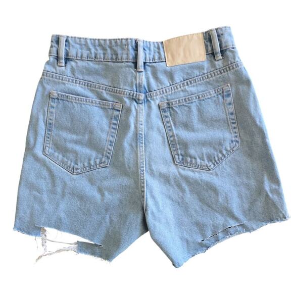 Zara Womens High Waist Denim Short Size 6 Light Denim Distressed - Picture 2 of 5